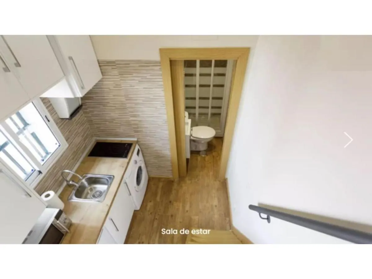 Estudio acogedor para 1-2 personas. WIFI L.CABRERA Madrid 0*,